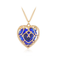 Venta al por mayor de cristal en forma de corazón Anime juego Zelda ahueca hacia fuera el amoroso colgante collar de cadena para las mujeres