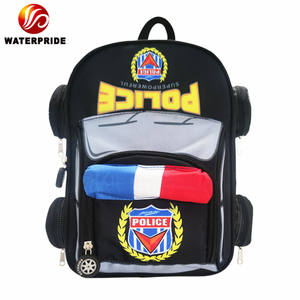 Personalizar mochilas escolares mini <span class=keywords><strong>mochila</strong></span> monederos mini <span class=keywords><strong>mochila</strong></span> forma de coche de policía niños <span class=keywords><strong>mochila</strong></span> 3D - Product Image 3