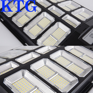 Luces solares de calle de 8000W, luces solares de gran angular para exteriores, Sensor de movimiento para exteriores, luces solares comerciales para estacionamiento, atardecer hasta el amanecer - Product Image 5