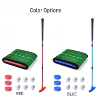 Ensemble de jeu de golf tapis de putting comprenant un club de putting télescopique et six balles de golf