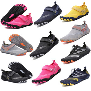 <span class=keywords><strong>Sport</strong></span> acquatici a piedi nudi Quick Dry Aqua Yoga Fitness <span class=keywords><strong>scarpe</strong></span> da spiaggia per donna - Product Image 1