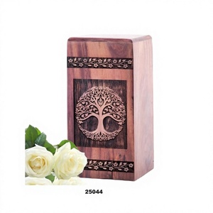 Vente en gros Urne funéraire en bois de qualité supérieure pour cendres d'adultes Grande urne décorative en bois avec sac gratuit - Product Image 1