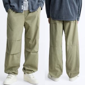 Pantalon Homme Plissé aux Genoux Personnalisé avec Cordon de Serrage Élastique Ajustable Coupe Décontractée – Vente en Gros - Product Image 1