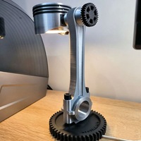 Lampe de table originale en résine, motif piston de moteur et bougie d'allumage, pour la décoration de la maison et du bar, et comme lampe de lecture