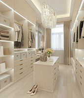 Placard en bois spacieux sur mesure avec coiffeuse intégrée, tiroirs à fermeture douce, zones de suspension intelligentes, design moderne pour une vie élégante