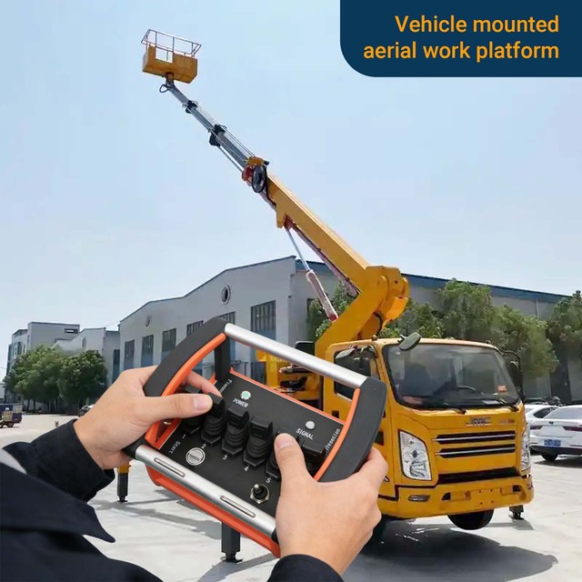 High Quality 6 Lever Wireless Hydraulic Remote Control Fixed IP65 Waterproof Customizable Frequency for Truck Crane Heavy