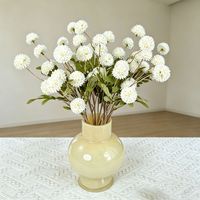 Chrysanthèmes artificiels en soie à toucher réel, pompons, pour la décoration d'automne, centres de table commémoratifs pour cimetières et maisons