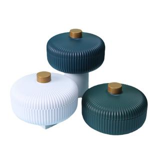 Boîte à bonbons minimaliste moderne, plateau de rangement rond bleu, vert, blanc, type sur pied, pour la maison, le salon, la présentation de fruits et de collations - Product Image 1