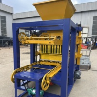 Machine à fabriquer des blocs de béton QT4-24 pour la production de blocs creux