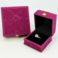 Boîte à bijoux en velours de luxe en relief Rose fleur Design emballage cadeau pour bague collier Bracelet boucle d'oreille fiançailles de mariage