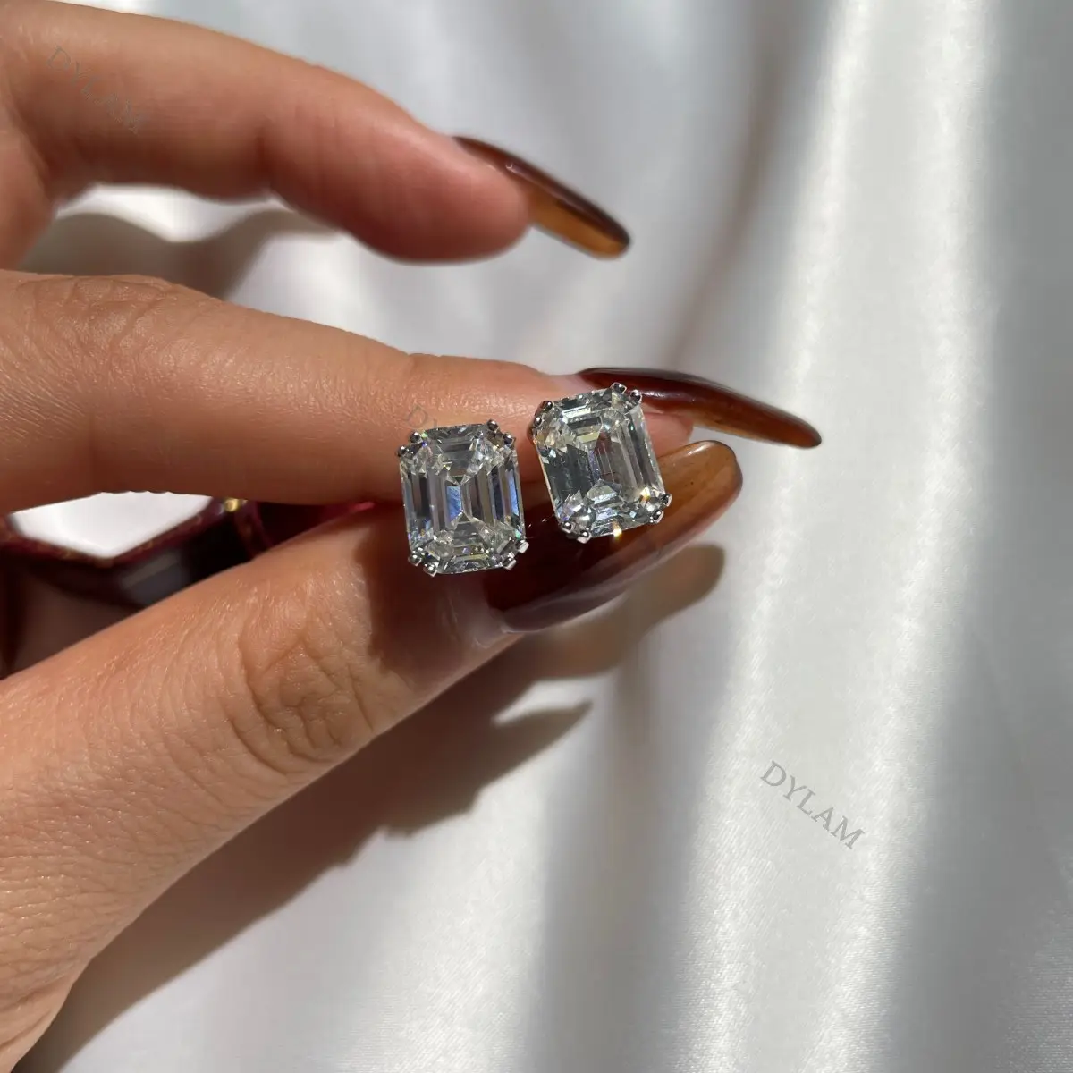 Dylam High Quality Emerald Cut 8A Cubic Zirconia CZ Anniversary Fashion Wedding Diamond 925 Sterling Silver Earrings Stud