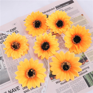 Wen Hope <b>Artificial</b> Sunflower 10cm <b>Silk</b> Base <b>Flower</b> Decorative Accessories - Product Image 1