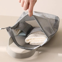 Sac de rangement de bain Portable pochette de maquillage de voyage sac de douche en maille femmes drainant l'eau salle de bain natation trousse de toilette avec poignée