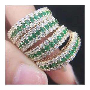 Bague de mariage minimaliste et délicate Xinfly 18K entièrement sertie d'émeraudes vertes et de diamants - Product Image 1