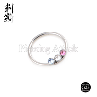 Anneau de nez articulé classique en titane G23 avec triple sertissage de pierres, bijou de piercing pour cadeau de mariage