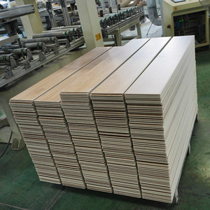 Pavimento SPC di Stile Moderno di Alta Qualità con Sistema a Incastro, Pavimento SPC Impermeabile Jiangsu per Interni - Product Image 1