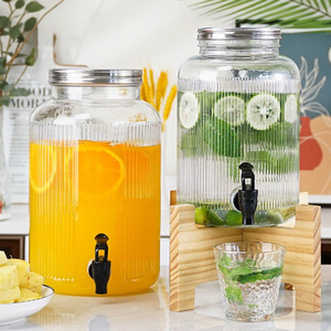Vente en gros de grands pots en <span class=keywords><strong>verre</strong></span> de 4 L et 5,5 L, grand <span class=keywords><strong>distributeur</strong></span> de boissons vertical à nervures avec robinet pour les accessoires de bar et de buffet - Product Image 3