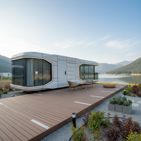 Hébergement en capsule spatiale futuriste de luxe, pod modulaire à installation rapide, villa d'hébergement extérieur pour camping