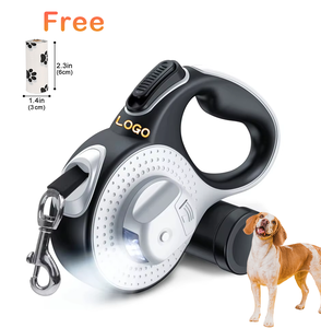 Cuerda extensible para perros con portador de bolsas de excrementos. El logotipo se puede personalizar. Sin límite de pedido mín - Product Image 1