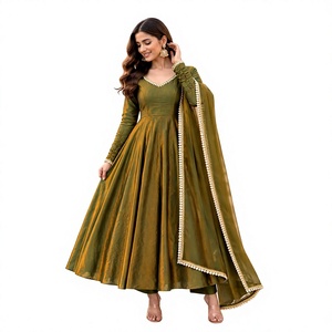Tenue Anarkali Traditionnelle Indienne Verte pour Mariage, Coupe Ample Longue en Polyester, Vêtement Ethnique pour Femme avec Dupatta Doré - Product Image 1