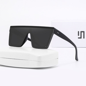 Nuevas Gafas de Sol Cuadradas Unisex con Marco Negro, Lentes de PC con Protección UV400, Tipo 3, Modelo 3022, Origen Taizhou - Product Image 4