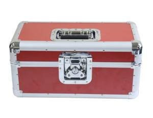 Estuche Plateado <span class=keywords><strong>para</strong></span> 120 Discos <span class=keywords><strong>de</strong></span> Vinilo <span class=keywords><strong>de</strong></span> 7 Pulgadas, Compartimentos Inferiores <span class=keywords><strong>de</strong></span> 16 x 8 x 5 Pulgadas, Altura Interior <span class=keywords><strong>de</strong></span> la Tapa <span class=keywords><strong>de</strong></span> 2 Pulgadas 5" - Product Image 1