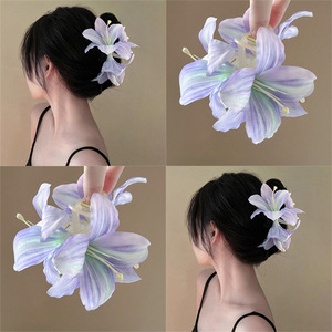 Elegante Pinza para el Cabello con Flor de Lirio de Resina de 13 cm, Accesorio para el Cabello para Mujeres, Bodas y Fiestas - Product Image 2