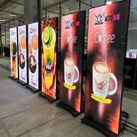 Afficheur LED couleur intérieur VIOS P2.5 640x1920mm, signalétique numérique, CMS piloté par IA, gestion à distance, 4500-5000 Nits