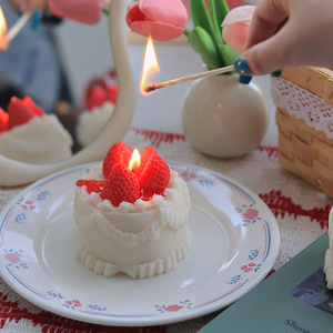 <span class=keywords><strong>Candele</strong></span> Profumate Personalizzate <span class=keywords><strong>a</strong></span> <span class=keywords><strong>Forma</strong></span> <span class=keywords><strong>di</strong></span> <span class=keywords><strong>Torta</strong></span> all'Ingrosso Creative Carine Cibo Dessert Bomboniere Aromatiche per Regalo Ospiti Matrimonio Compleanno - Product Image 5