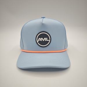 Gorra de béisbol deportiva personalizada de poliéster impermeable con orificios cortados a láser, diseño perforado, parche de goma para golf, logo de puntos, ajustable - Product Image 2