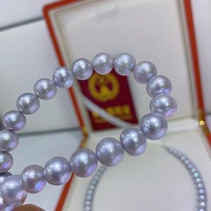 Pendentif Nid d'Oiseau Vert Paon Premium 12-11mm avec Chaîne en Argent, Coffret Cadeau Intemporel pour Colliers de Perles - Product Image 4