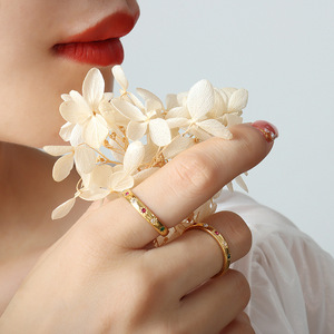 18K Vàng Mạ Cầu Vồng Sao Xếp Chồng Vòng Không Thấm Nước Cubic Zircon Engagement Band Nhẫn Đối Với Phụ Nữ Đơn Giản <span class=keywords><strong>Midi</strong></span> Ngón Tay Cái Ngón Tay Nhẫn - Product Image 6