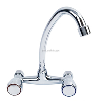 X9916K5 Eau chaude et froide murale en zinc du robinet de cuisine à double levier