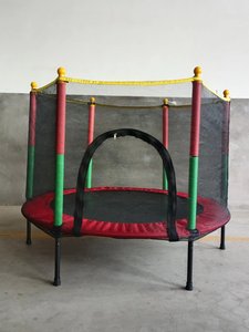 Trampolín de interior de acero portátil a <span class=keywords><strong>precio</strong></span> competitivo <span class=keywords><strong>para</strong></span> niños, <span class=keywords><strong>ejercicio</strong></span> físico de salto con Red <span class=keywords><strong>para</strong></span> niños y niñas - Product Image 3