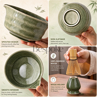 Ensemble cadeau matcha avec logo personnalisé, bol à matcha en céramique avec bec verseur, fouet en bambou, support pour fouet en bambou, cuillère en bambou, tamis en acier inoxydable, outils pour le thé matcha