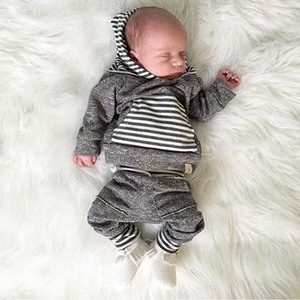 Conjunto Deportivo para Niño de 3 Años, 2017, de la Tienda de Ropa Alibaba - Product Image 2