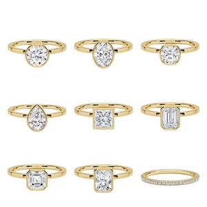 Bague personnalisée en or jaune 10k 14k 18k avec diamant de laboratoire cultivé certifié IGI, taille fantaisie D VVS, sertie clos, bijoux fins classiques - Product Image 1