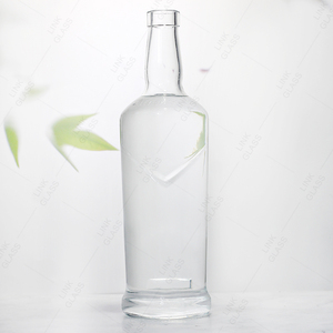 Vente en gros bouteille en verre <span class=keywords><strong>de</strong></span> whisky vodka huile <span class=keywords><strong>rhum</strong></span> claire en forme <span class=keywords><strong>de</strong></span> <span class=keywords><strong>coeur</strong></span> unique <span class=keywords><strong>de</strong></span> 500ml 700ml 750ml - Product Image 6