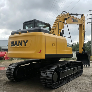 Excavatrice hydraulique géante SY900H pour les grands travaux de terrassement, les entrepreneurs en infrastructures et l'exploitation minière, et la manutention de matériaux à cycle long. - Product Image 1
