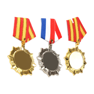 更便宜的金属黄金空白圆形方形标志矩形空白翻领别针胸针各种形状徽章带蝴蝶离合器磁铁 - Product Image 1