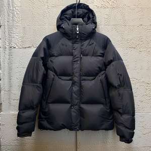 Veste d'hiver de luxe pour homme, collection 2025, coupe ample, manches longues, vêtement tendance, respirant, rembourrage en duvet d'oie blanc, vente en gros - Product Image 3