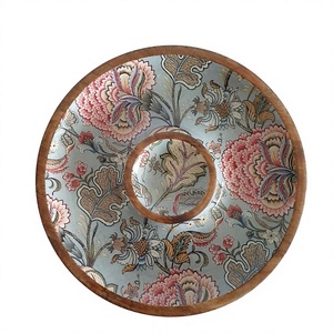 Assiette de service en bois à motif floral, peinte à la main, design minimaliste, non toxique, écologique, faite à la main pour servir des amuse-gueules lors de fêtes - Product Image 2