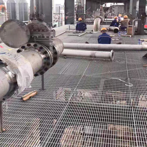 Shangyi Fábrica de suelo de <span class=keywords><strong>metal</strong></span> al aire libre 32x5mm Pasarela de rejilla de acero Galvanizado Plataforma de rejilla de acero personalizada Pasarela - Product Image 4