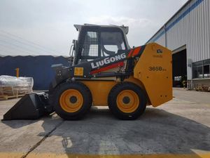 Mejor Precio en Cargadora Compacta 365B con Enganche Rápido Hidráulico para Construcción, Jardinería y Proyectos Municipales - Product Image 3