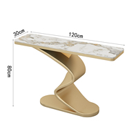 Table console moderne et luxueuse avec des pieds torsadés artistiques, surface en marbre, table d'appoint pour le couloir, l'entrée, le canapé