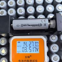 Batterie Li-ion INR21700/50E 5000mAh 15A à dessus plat non protégée en stock UE pour modules de véhicules électriques et systèmes de stockage