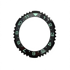 Montre 007 38 mm à double fuseau horaire noire avec insert de lunette en céramique luminescent vert et fonction inclinée - Product Image 3