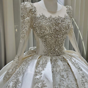 Robe de mariée de luxe Jancember OY030 ornée de perles, à manches longues, en satin, coupe princesse, pour mariage royal en cathédrale - Product Image 5