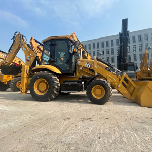 Nueva Retroexcavadora Cat 424 con Motor, Caja de Cambios y Bomba, 7980 kg, en Venta - Product Image 1