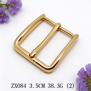 Fournisseur fiable de fermoirs à broche carrés en alliage argenté brossé de 34 mm avec logo personnalisé, accessoires de qualité supérieure pour la fabrication artisanale de ceintures en cuir - Product Image 3